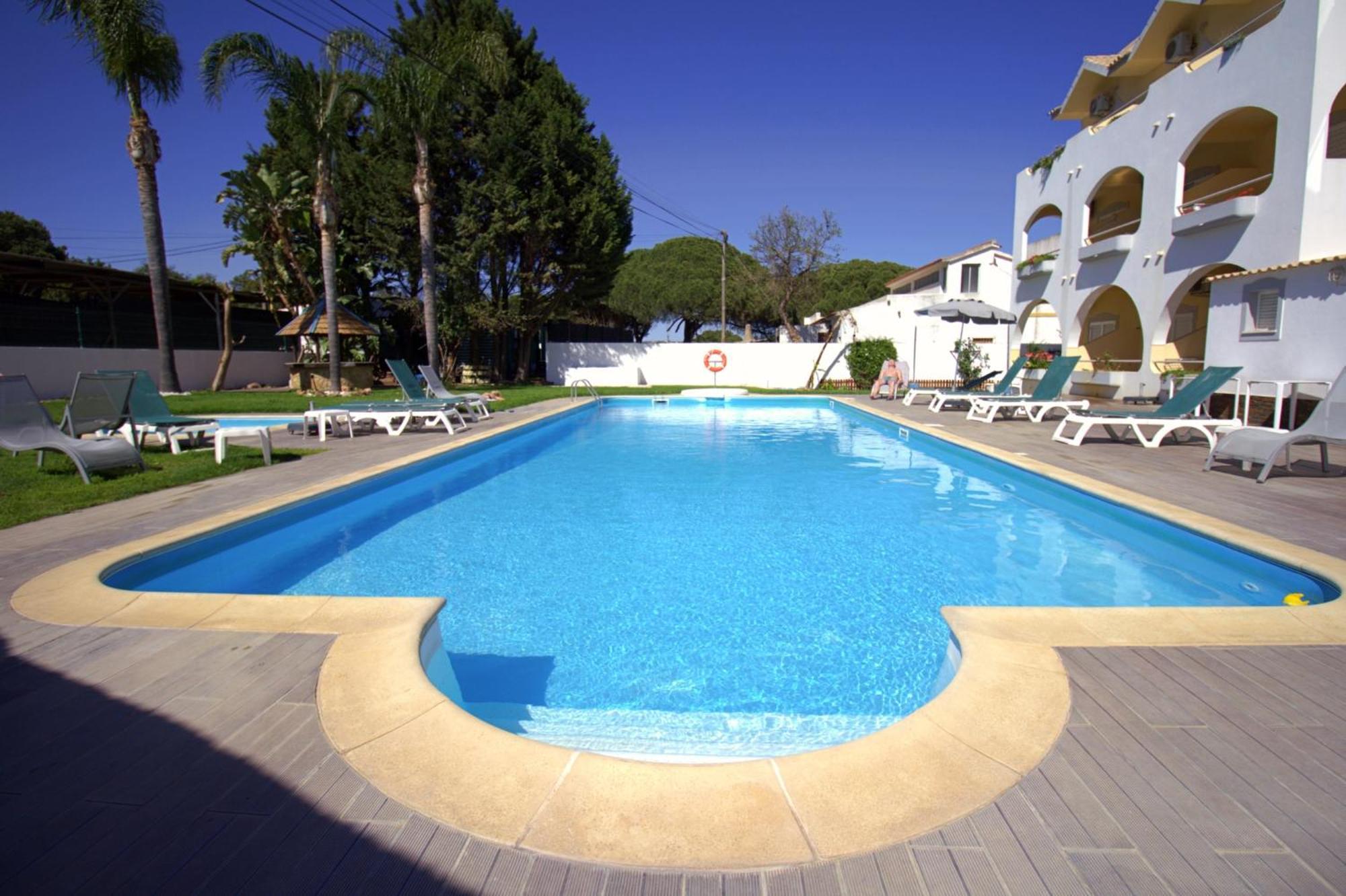 Wot Algarve Hotel Almancil Luaran gambar