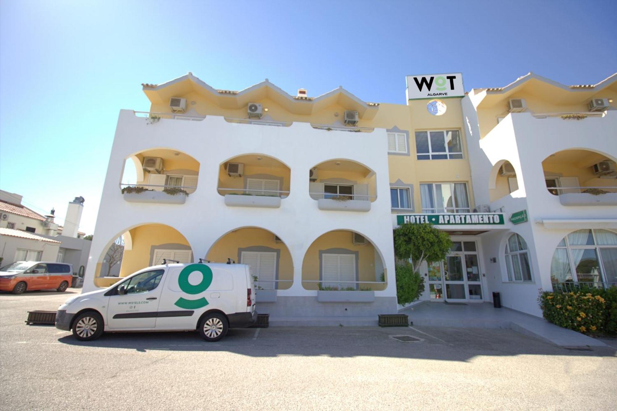 Wot Algarve Hotel Almancil Luaran gambar