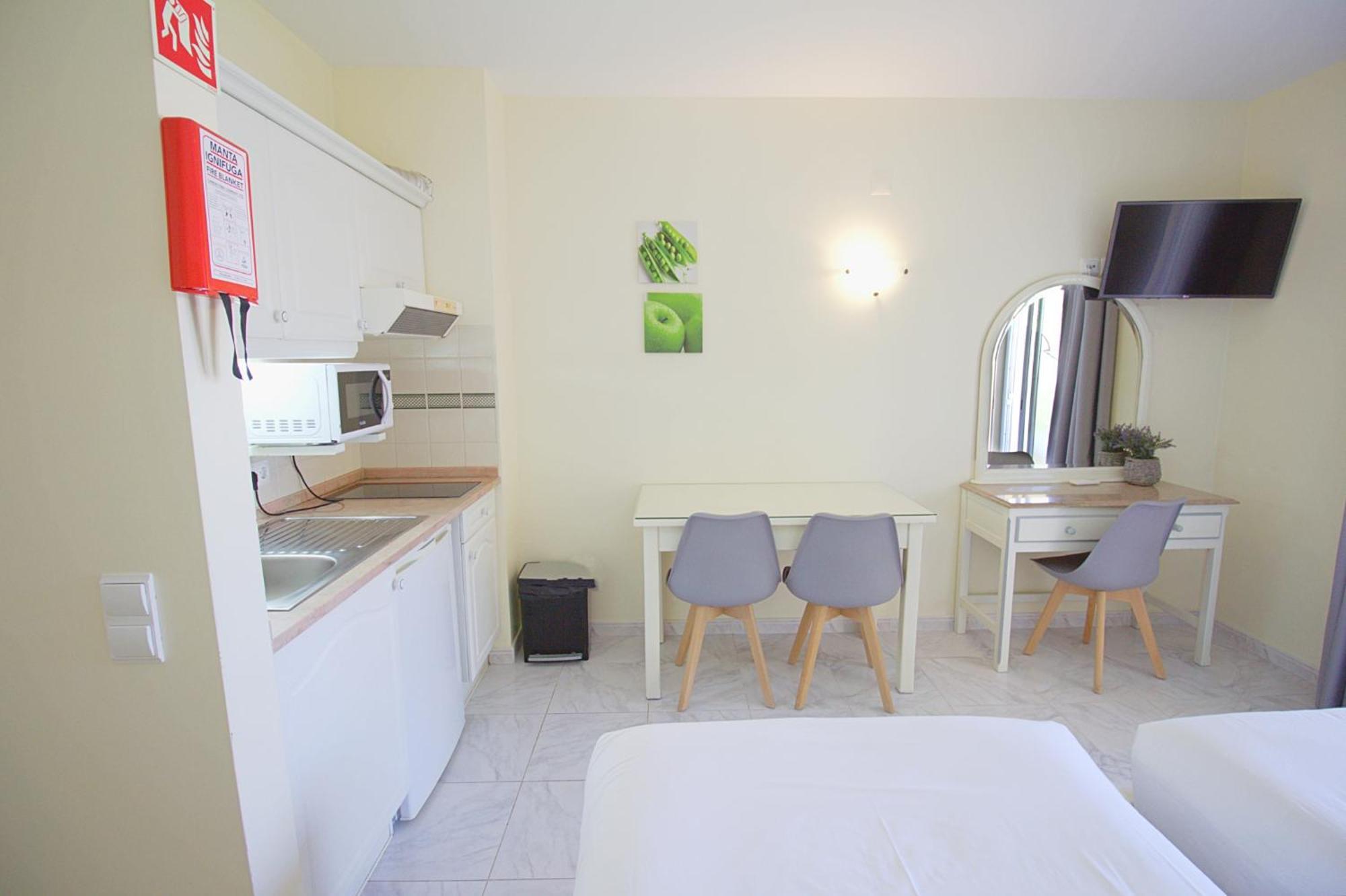Wot Algarve Hotel Almancil Luaran gambar